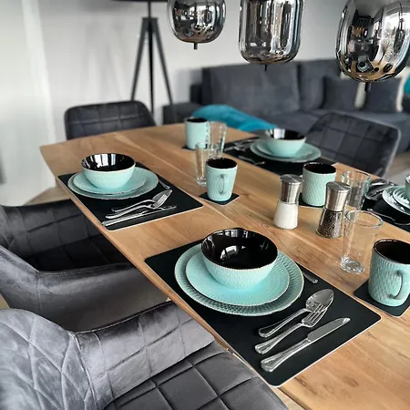 Apartamento Uniqe I 185qm I Bergblick I Garten I Bbq I 2 Balkone I Seenah *